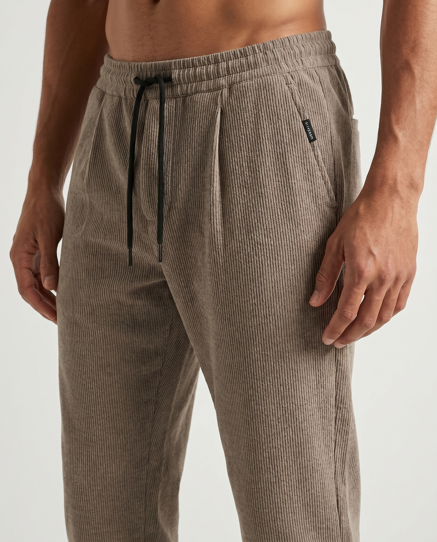 Built to hold its line — Brown Knitted Trouser - Regular-fit