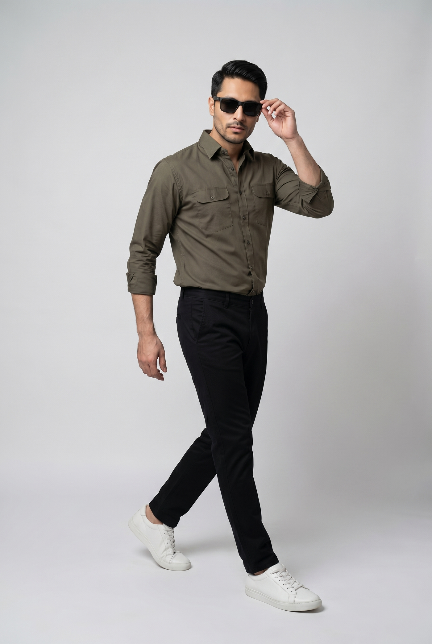 Considered fabric, premium hand-feel — Men's Vintage Moss Italian-Collar Double-Pocket Shirt