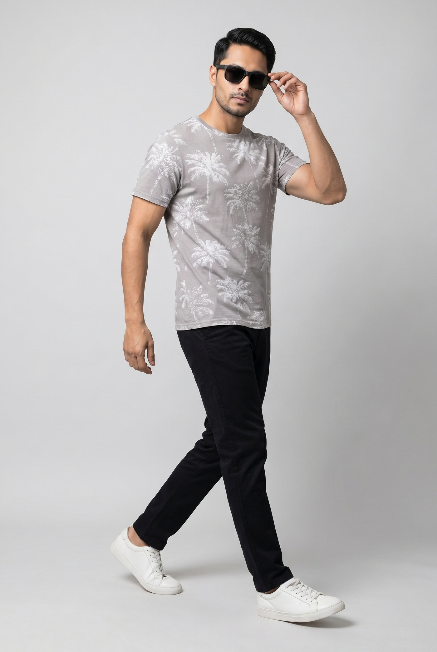 Considered fabric, premium hand-feel — Men's Ash Palm Print Tee