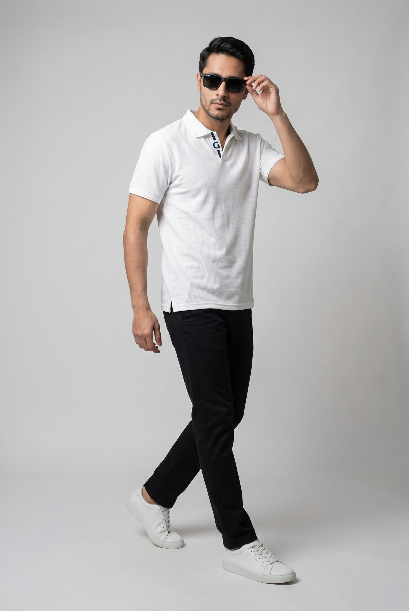 From the office to the evening — Men's White Popcorn Polo