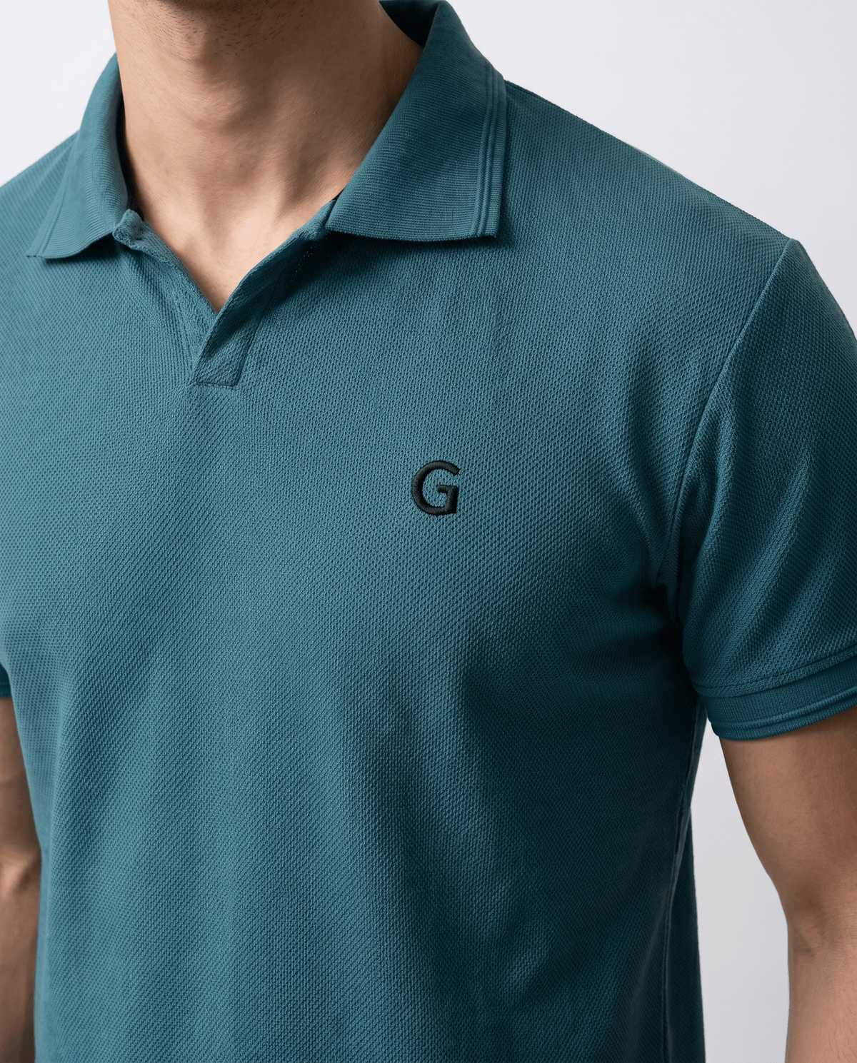 Built to hold its line — Men's Zinc Popcorn Polo