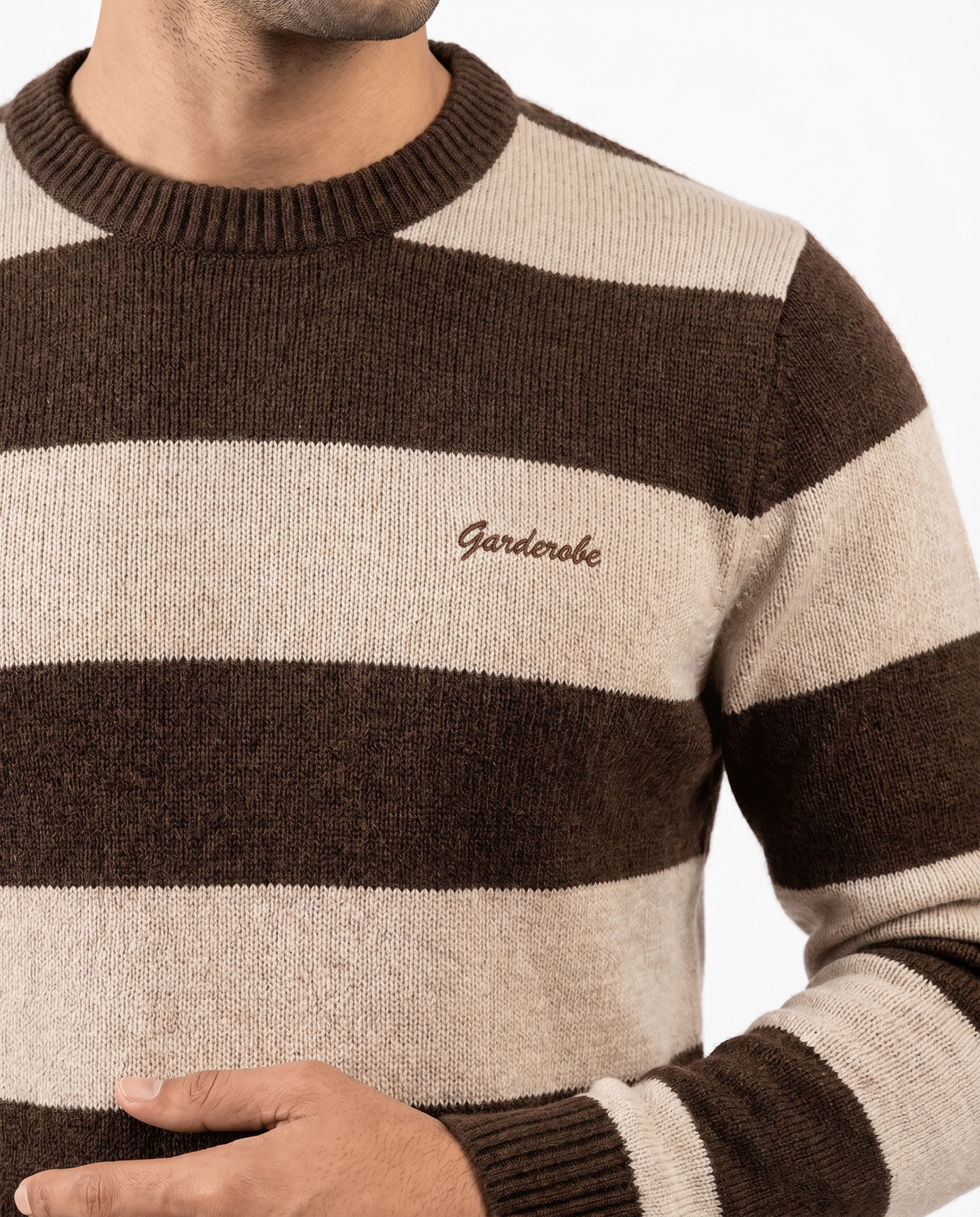 Built to hold its line — Men's Brown Panel Wool Sweater