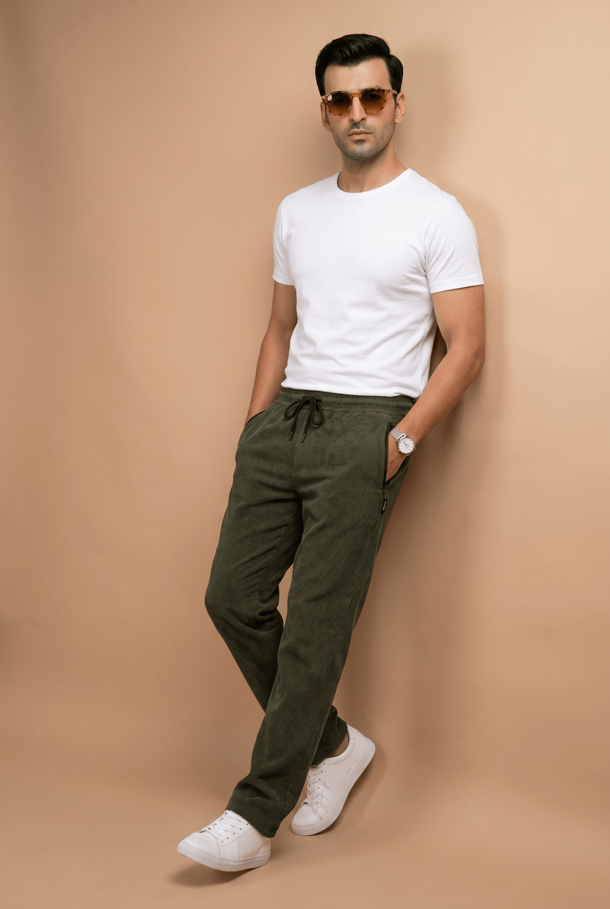 From the office to the evening — Green Knitted Trouser - Regular-fit